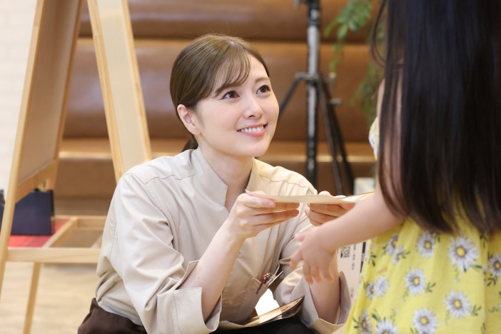 白石麻衣、『ほん怖2023』主演は7年の“決算”に　橋本環奈、岩田剛典に続く期待の配役
